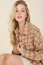 Load image into Gallery viewer, Autumn beige plaid shirts